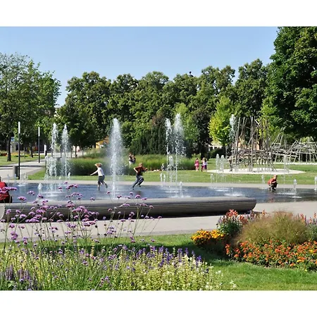 Apartamento Neu! History